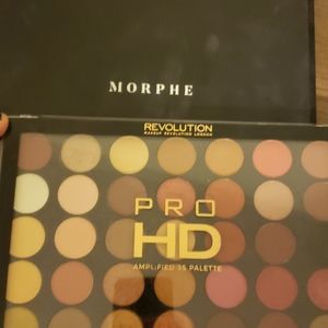 Set of 2 large pallettes